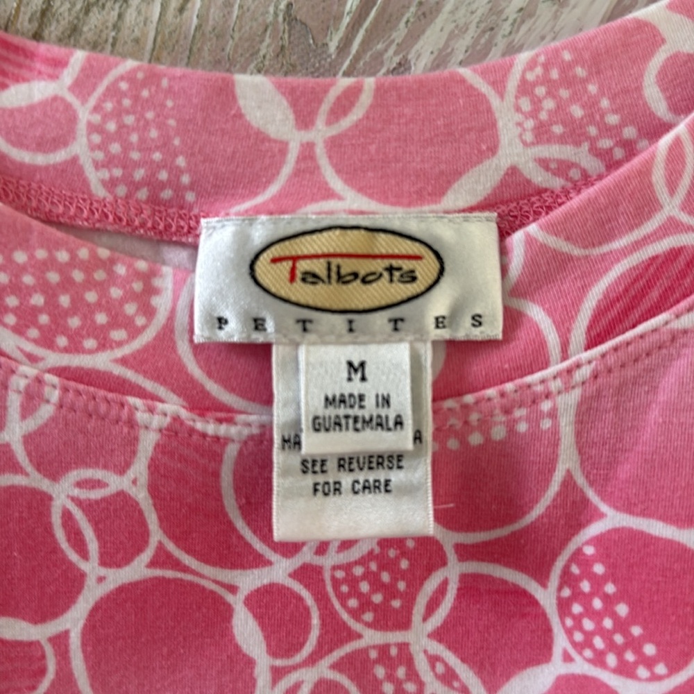 Talbots Pink Circle Design Top - Picture 2 of 3